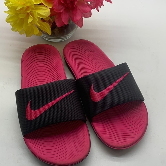 Nike Other - Nike Hot Pink Black Slide Sandals Sz 5Y. KS1316